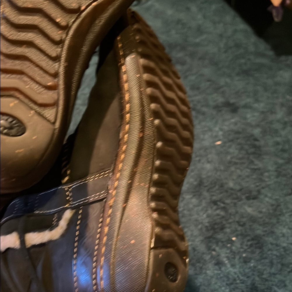 Ugg Black Shearling-Lined Boots - Picture 5 of 8